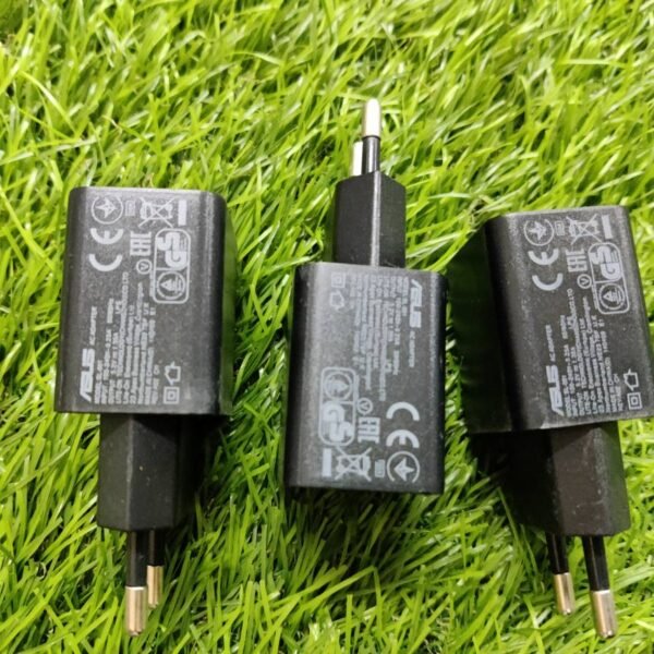 ASUS OG DOK 1.35 AMP